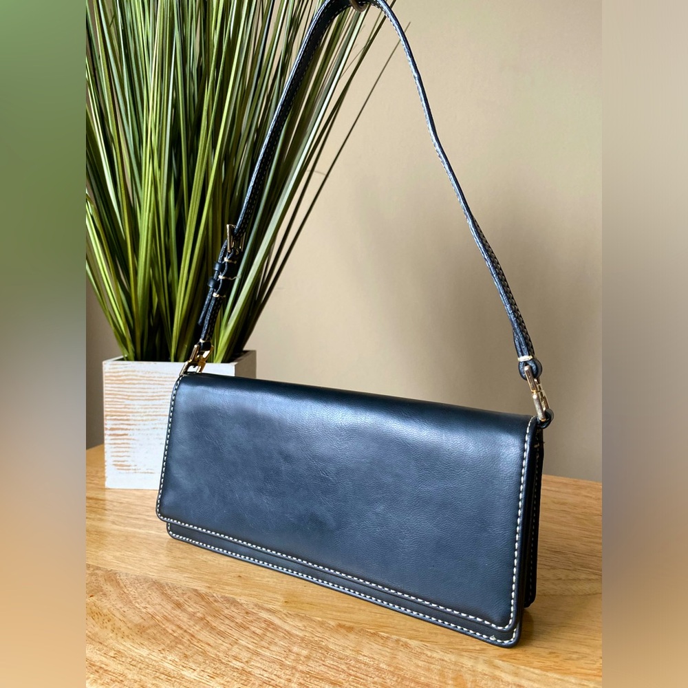 Liz Claiborne Black Mini Handbag